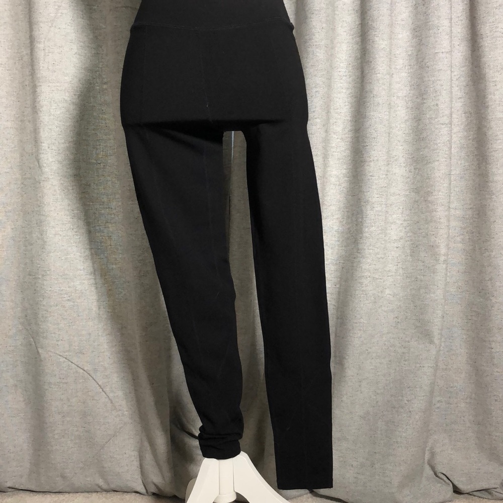 Black leggings